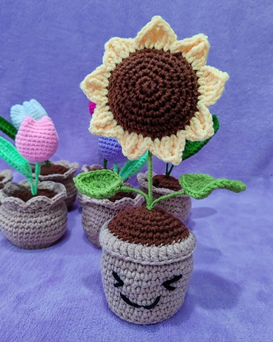 100% handmade smiley sunflower potted amigurumi crochet christmas gift set boys girls birthday present car indoor decoration lucky flower