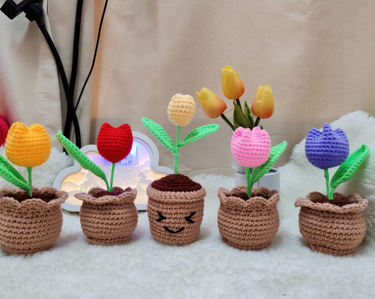 100% handmade tulip flower pot amigurumi crochet gift set boys girls birthday present car indoor decoration