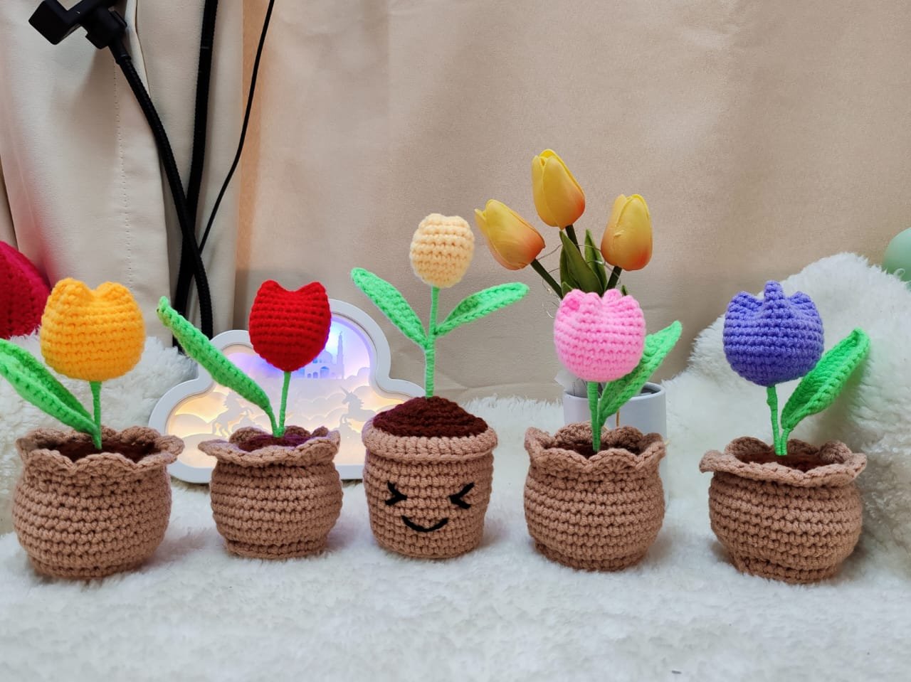 100% handmade tulip flower pot amigurumi crochet gift set boys girls birthday present car indoor decoration 100% handmade tulip flower pot amigurumi crochet gift set boys girls birthday present car indoor decoration