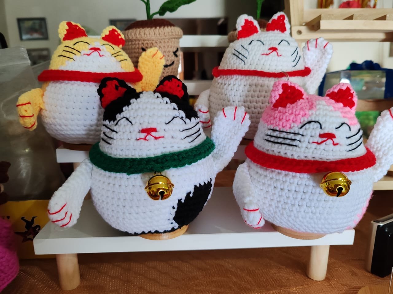 handmade colorful cute mini lucky cat 幸運招財貓 amigurumi patung doll decoration gift stuffed present hadiah handmade colorful cute mini lucky cat 幸運招財貓 amigurumi patung doll decoration gift stuffed present hadiah